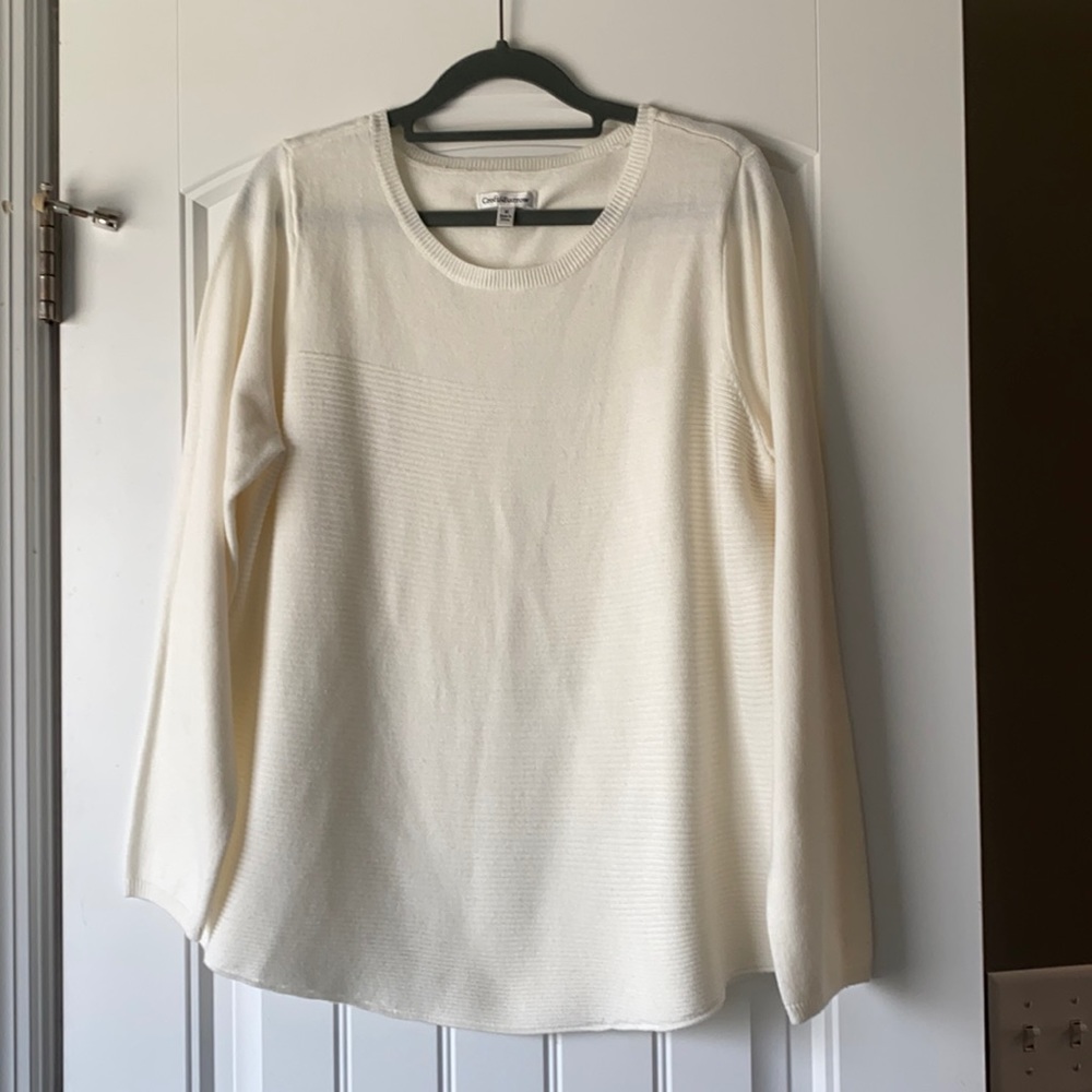 Cream sweater medium